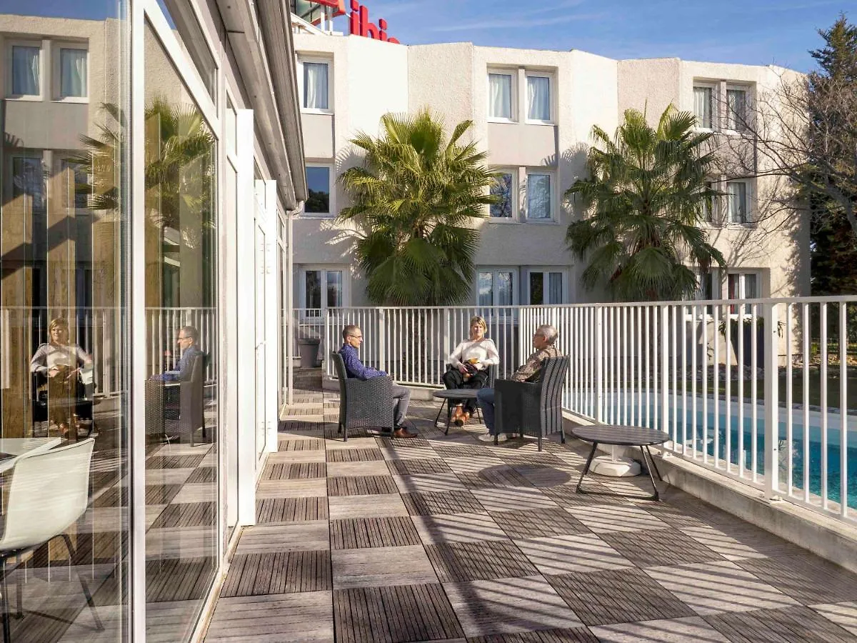 Ibis Arles Hotel 3*,